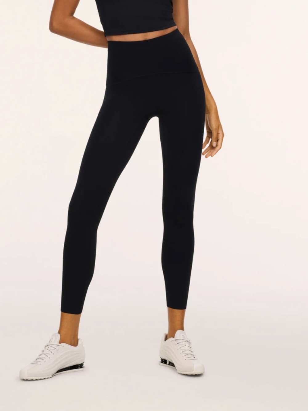 BOOTY BOOST 7/8 LEGGING - BLACK - MEDIUM
